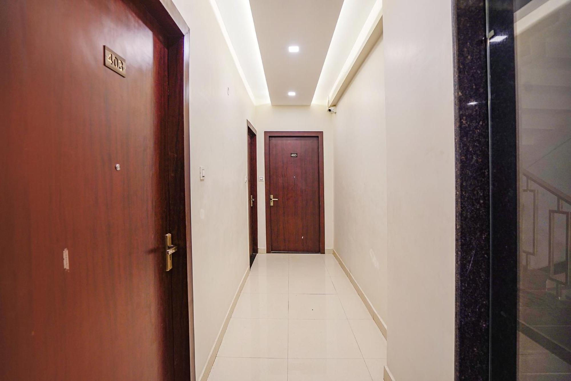 Fabhotel Ts Inn Faithfulganj ภายนอก รูปภาพ