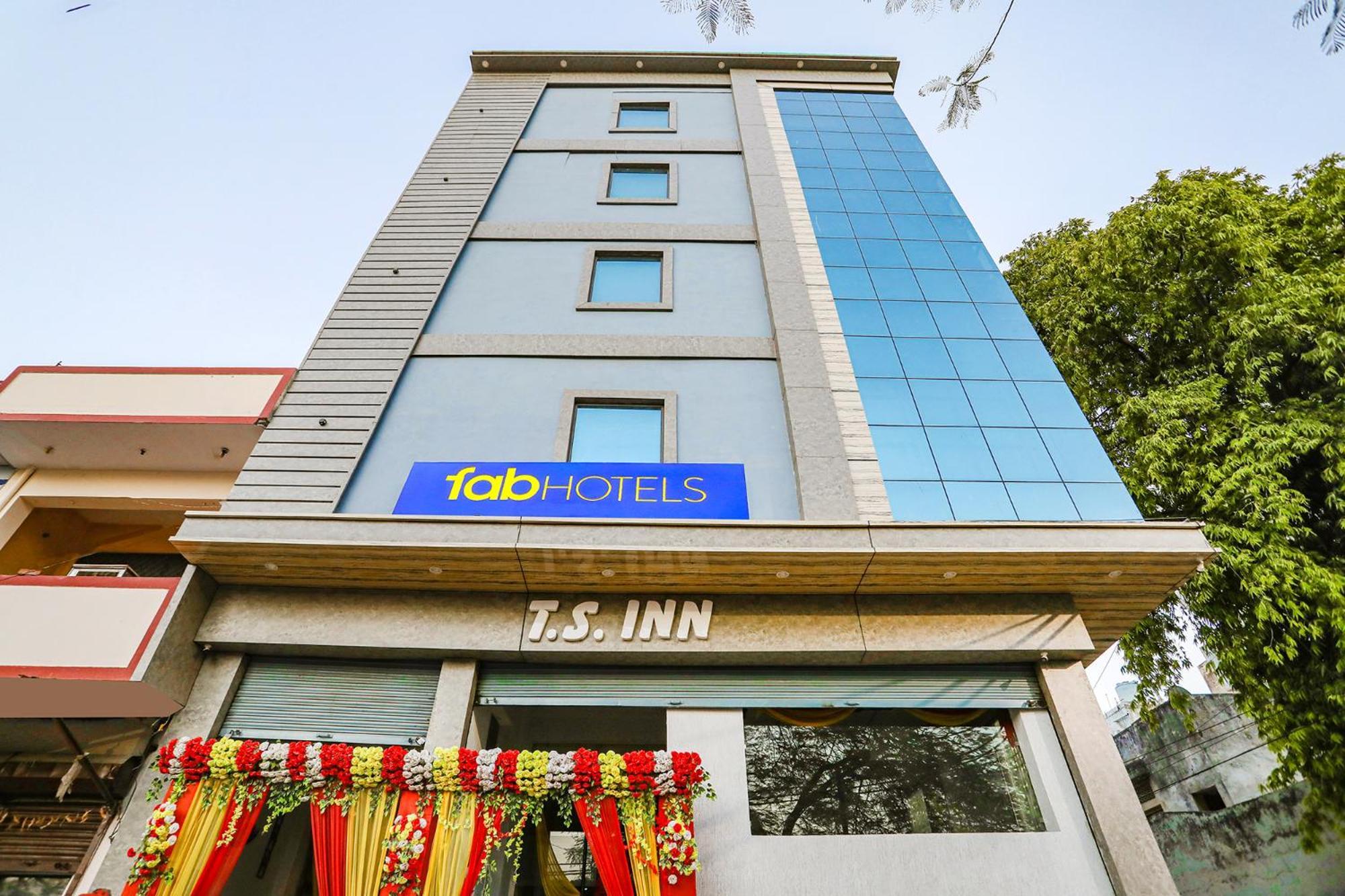 Fabhotel Ts Inn Faithfulganj ภายนอก รูปภาพ