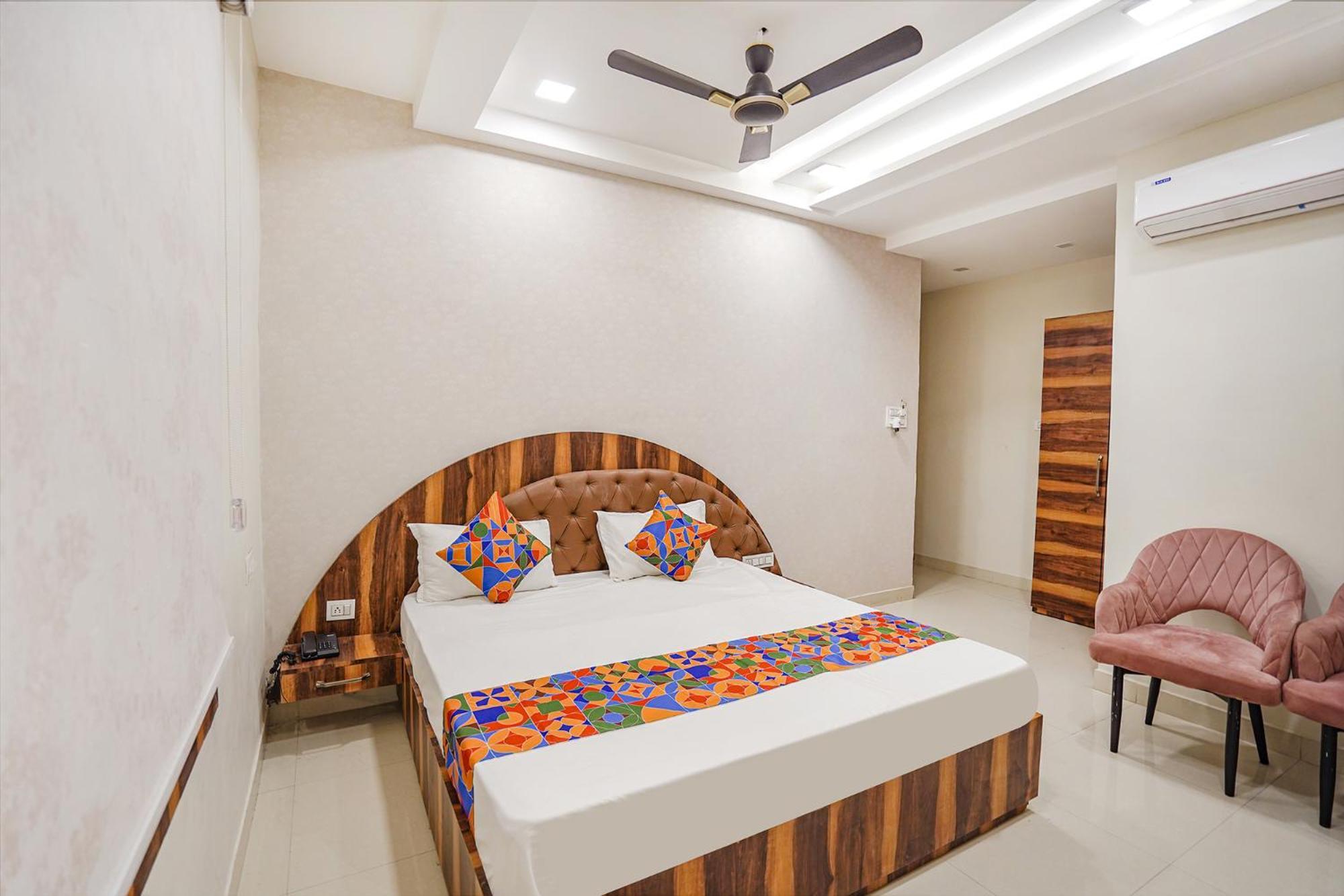 Fabhotel Ts Inn Faithfulganj ภายนอก รูปภาพ