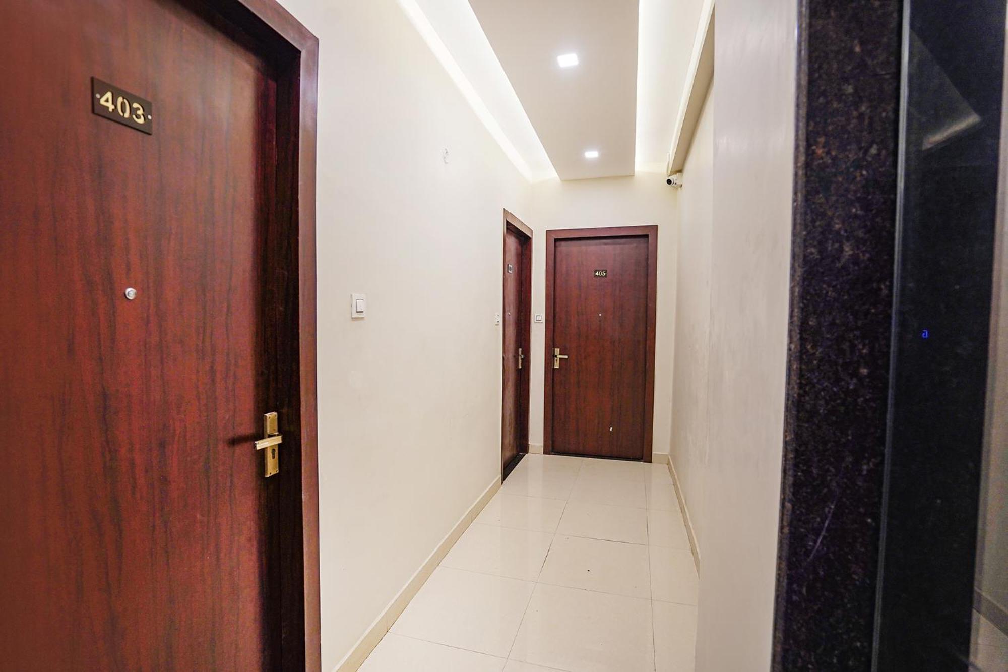 Fabhotel Ts Inn Faithfulganj ภายนอก รูปภาพ