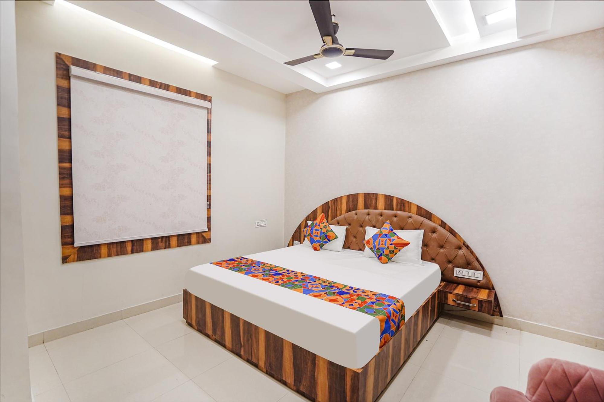 Fabhotel Ts Inn Faithfulganj ภายนอก รูปภาพ