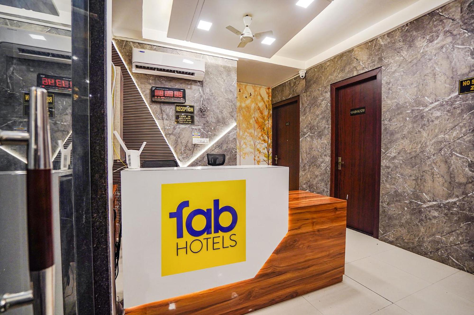 Fabhotel Ts Inn Faithfulganj ภายนอก รูปภาพ